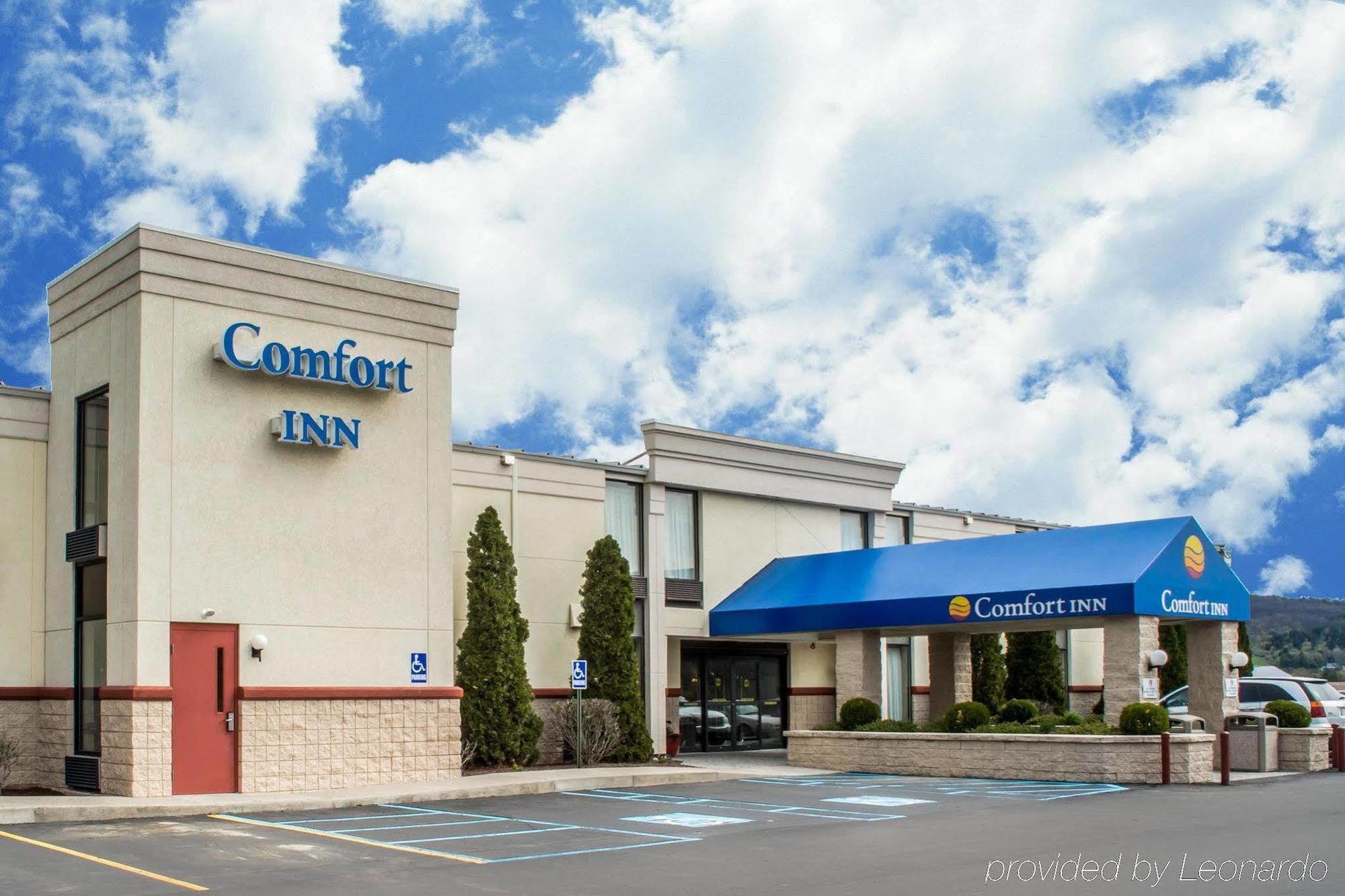 Quality Inn & Suites Mansfield Exterior photo